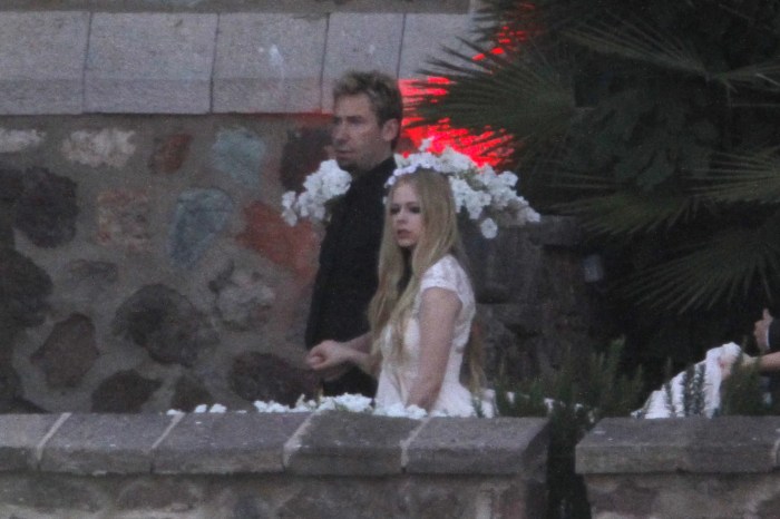 Avril lavigne wedding dress